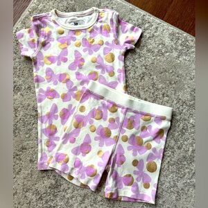 Unworn J Crew short sleeve pajama set with butterfly print. No tags. Size 6